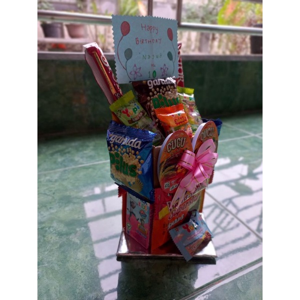 

Snack tower