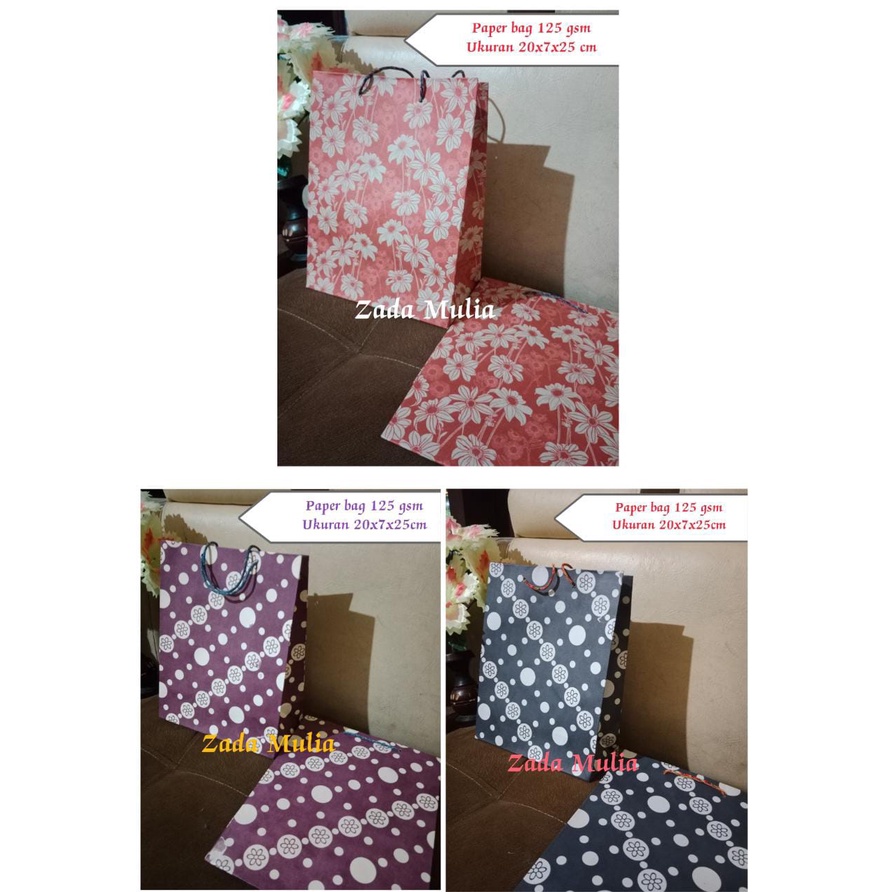 

Tas Kertas ukuran 20x11x24 cm isi 12 pcs paper bag