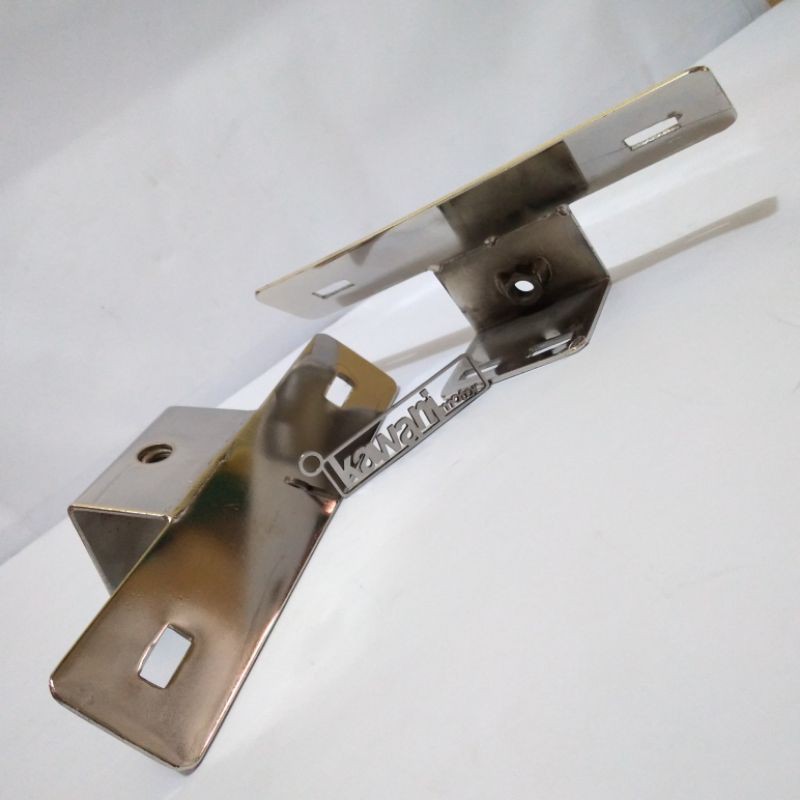 Bracket lampu depan LED/variasi RX King + dudukan plat nomor
Finishing Hard chroome