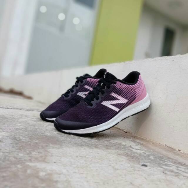 NEW BALANCE FLASH-RN PINK/BLACK