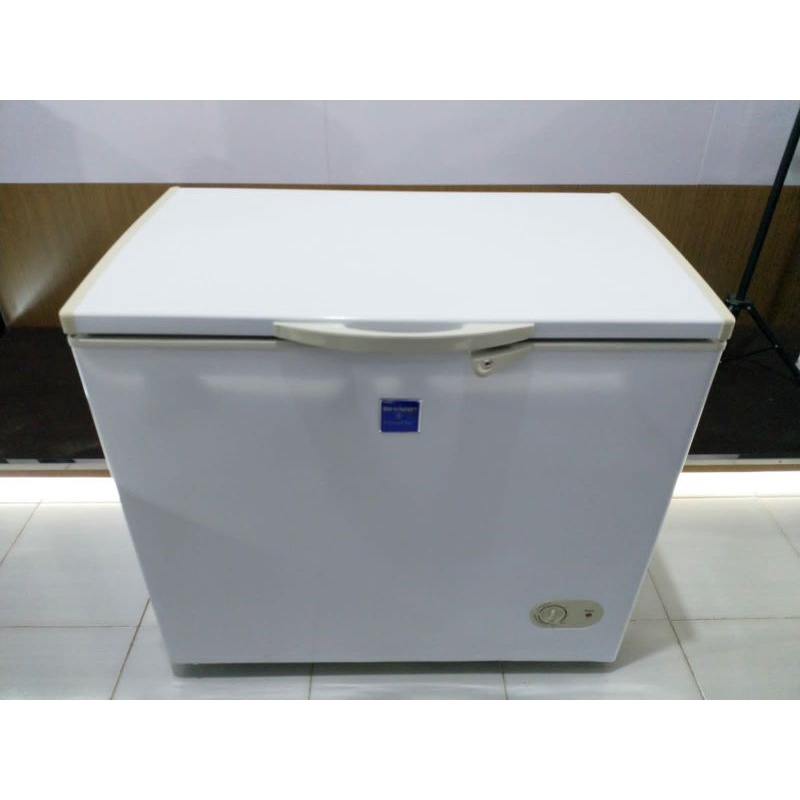 Chest Freezer SHARP FRV-200