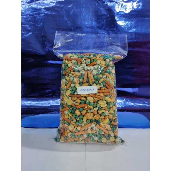 

kacang campur/mix nut 500 gram