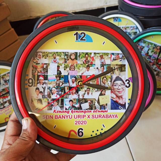  JAM DINDING CUSTOM FOTO  DESIGN SUKA SUKA UKURAN 20 CM 