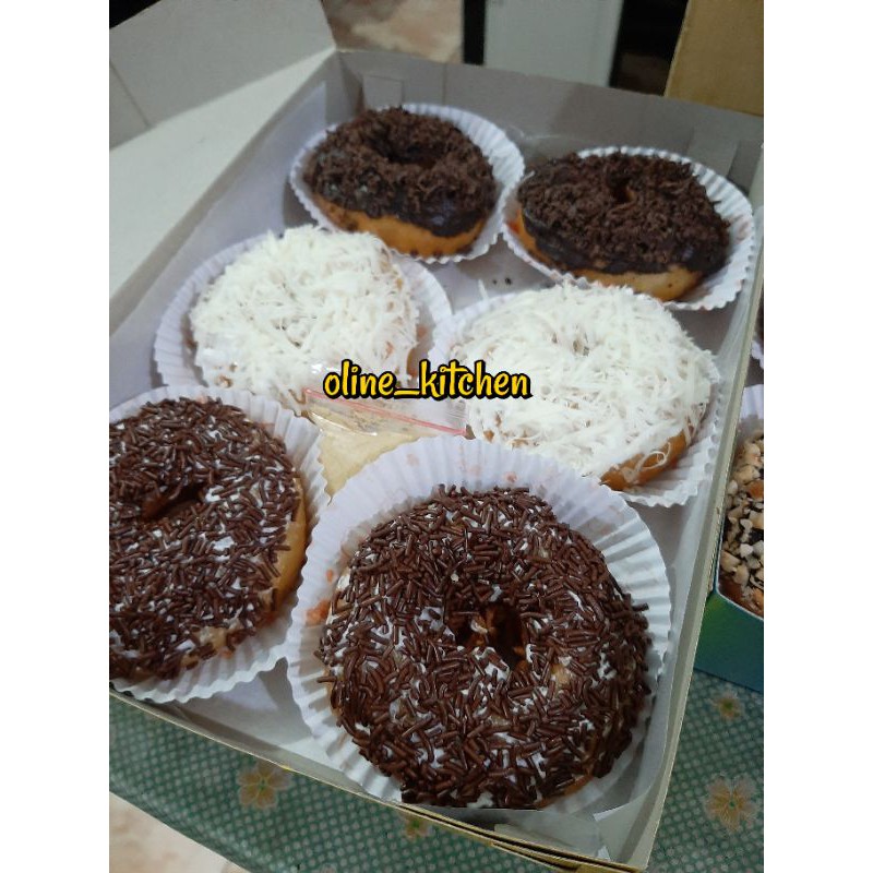 

Donut Premium Homemade, (1 Box Isi 6) Tanpa Pengawet ala Oline_kitchen