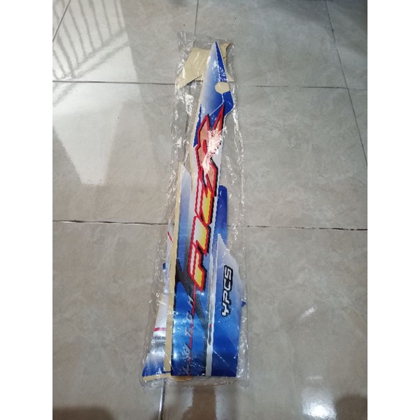 Stiker yamaha F1ZR putih biru