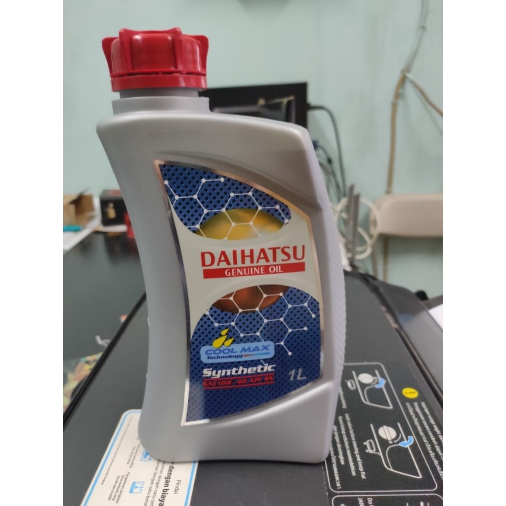 OLI MESIN DAIHATSU 10W-40 API SN SYNTHETIC - 1 LITER