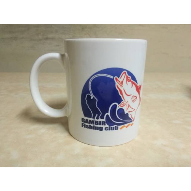 Souvenir Mug Berkarakter Costum