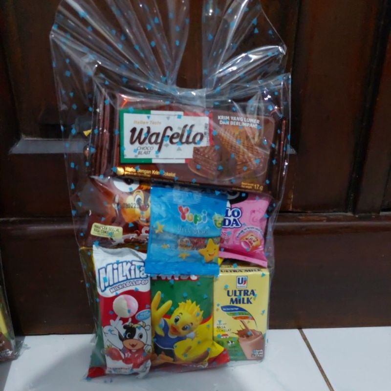 

Paket Ultah Ekonomis Yupi