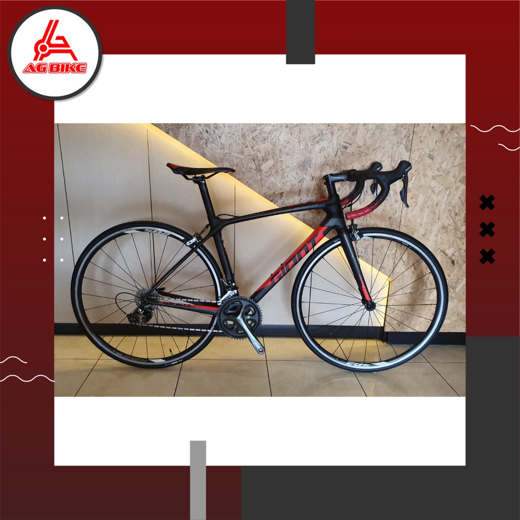 RODE BIKE GIANT TCR ADV 3 RIMBRAKE  HITAM MERAH