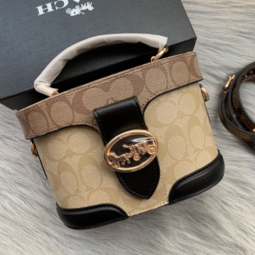 TAS WANITA CROSSBODY GEORGIE GEM CROSSBODY BAG IN BLOCKED SIGNATURE CANVAS 5504