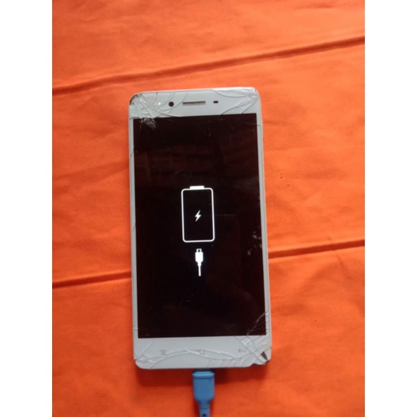 HANDPHONE MURAH OPPO F1 F BEKAS/MINUS