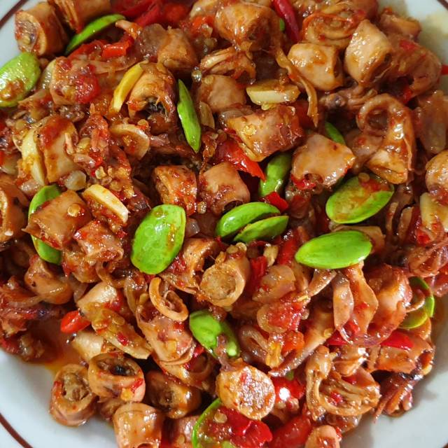 Sambal cumi asin pete