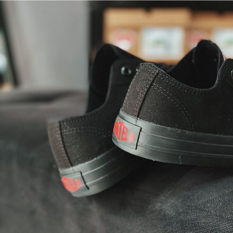 Ventela Basic Full Black