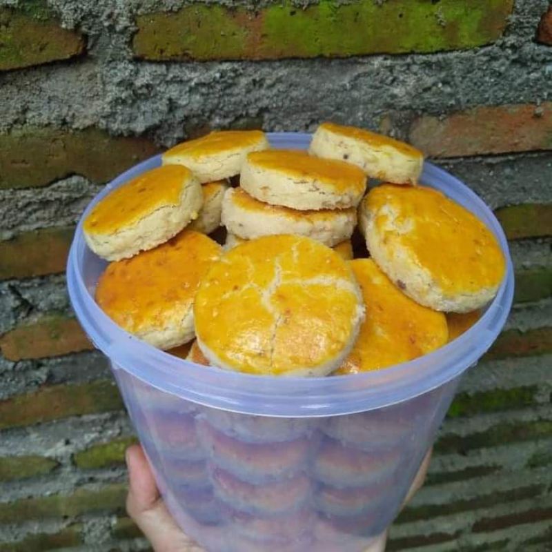 

kue kacang asli jember