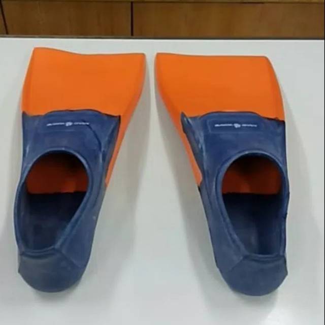 Sepatu Kaki katak  Fins siripselam Madwave 40 - 41