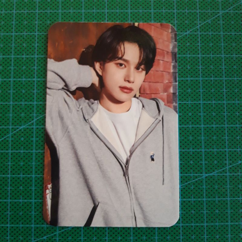 Photocard Jungwoo Slow Acid Concept V2 Hoodie Black