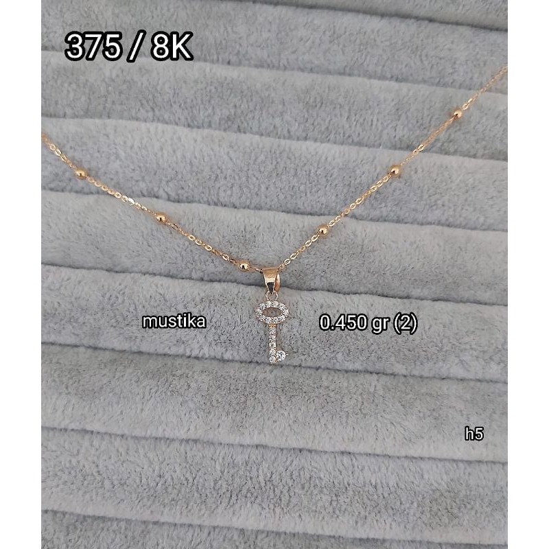 Liontin model kunci 375 / 8K