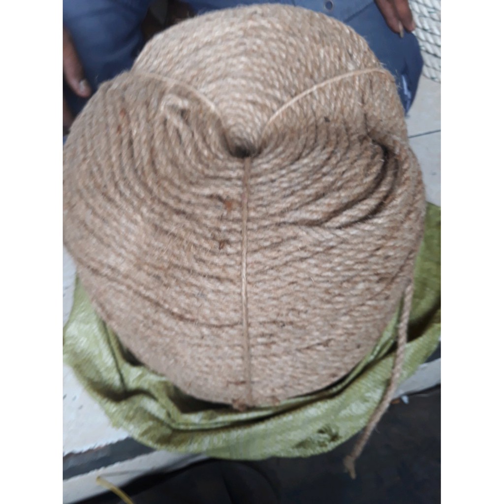 

tali tambang tampar manila sisal 6 mil - 1 roll Limited