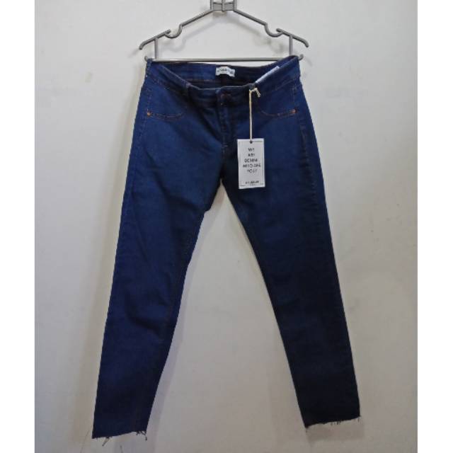 Celana pull&bear