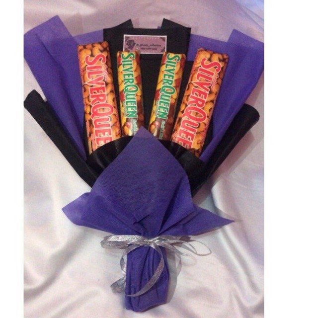 Buket coklat/ bucket silverqueen/ bucket dairymilk murah untuk pacar lagi promo