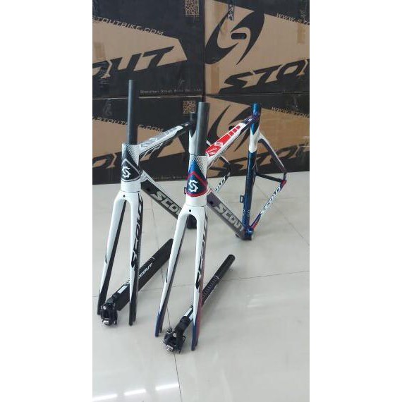 Frame RoadBike Scout CR7 Fork Full Carbon - Hitam-Putih