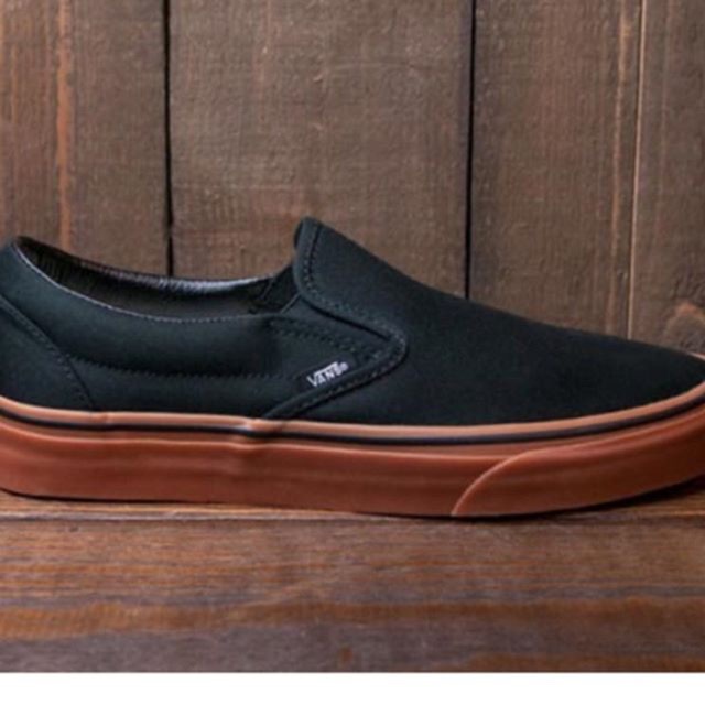vans slip on gum