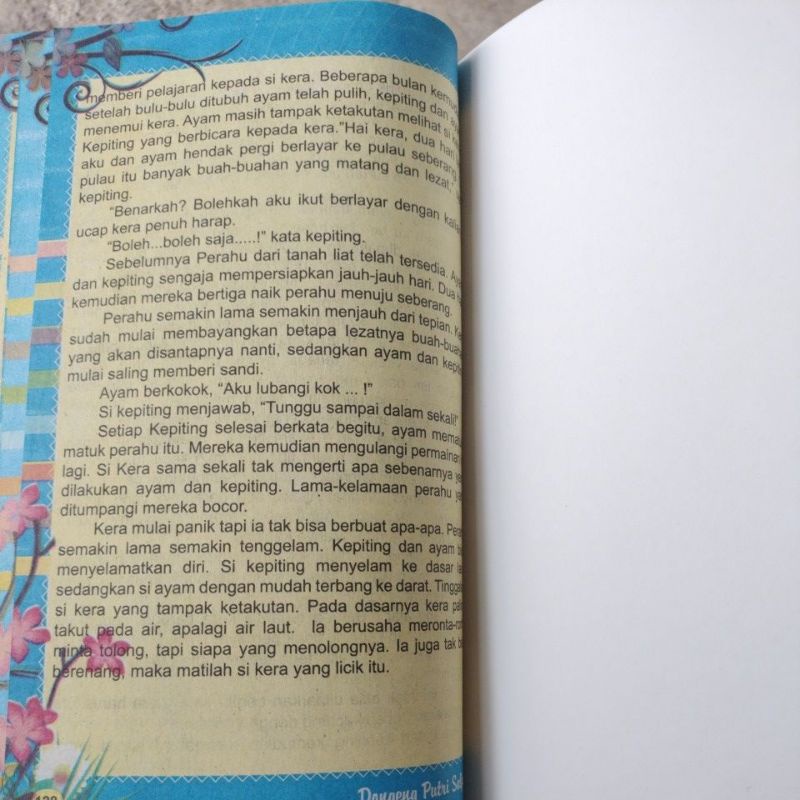 Buku Dongeng putri salju  128 halaman (15×25cm)