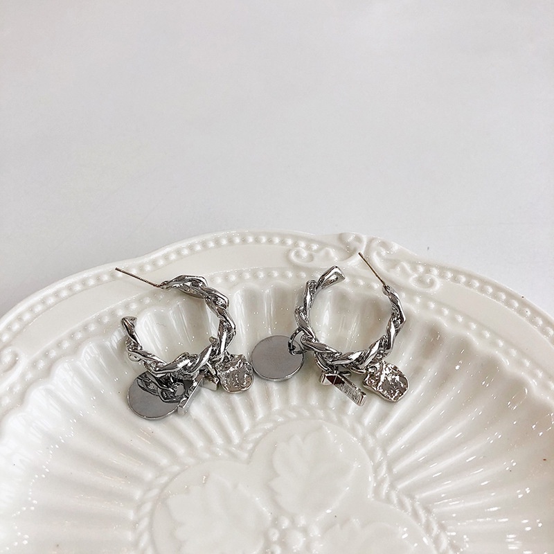 Anting Bentuk Salib Warna Silver Gaya Korea Untuk Aksesoris