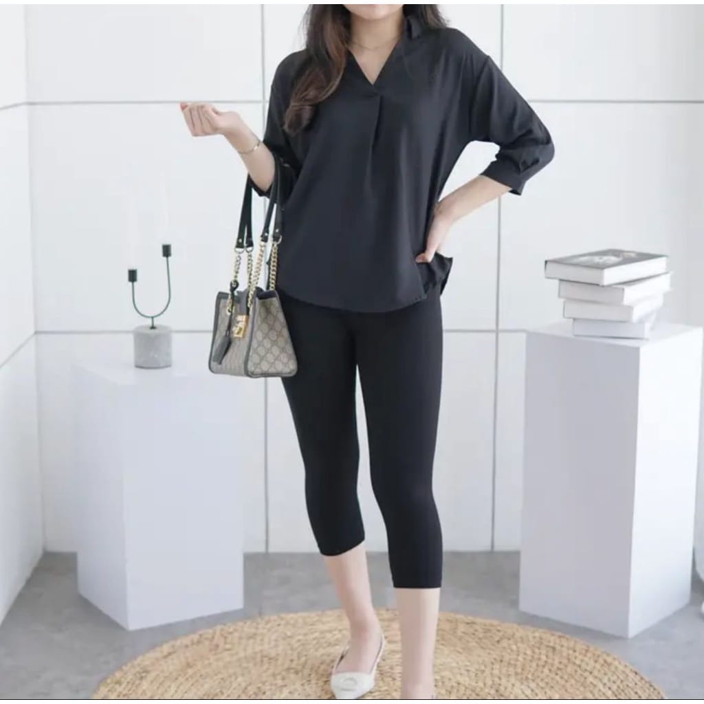 BEFAST - ZEC OOTD Blouse Oversize DAFIA / Rolo Oversize Blouse / Blouse Wanita Model Terbaru / Pakaian Kerja / Blouse Leher V / Fashion Casual Wanita / Blouse Lengan 3/4 / Outfit Kekinian Remaja Wanita / Blouse Termurah