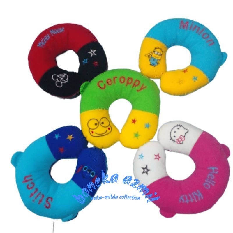 Bantal leher travel karakter motif/bordir boneka