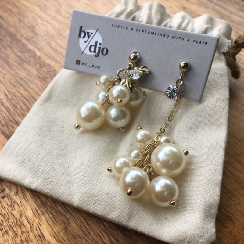 BY DJO PEARL EARRINGS