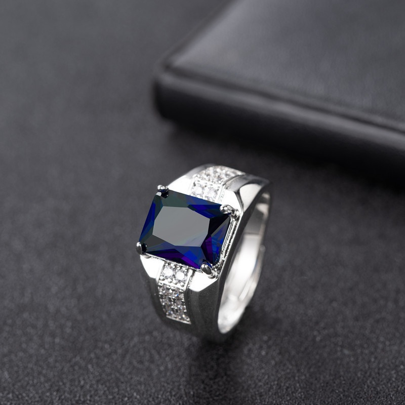 Cincin Emerald Sapphire Inlaid Zircon Dapat Disesuaikan Untuk Pria