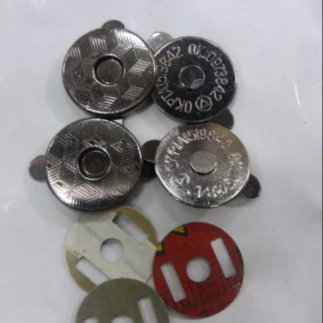 

Kancing magnet uk 18ml Nk