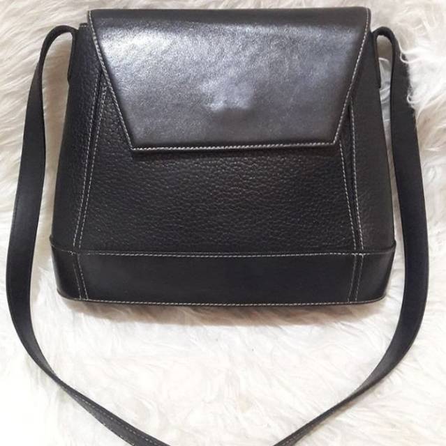 Tas GUY LAROCHE PARIS Preloved