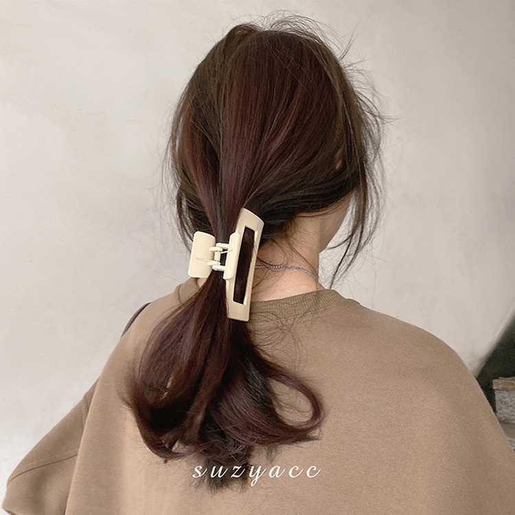 KOREAN JUMBO RECTANGLE MATTE DOFF HAIR CLAW JAW CLIPS JEPIT JEPITAN BADAI JEDAI KLIP RAMBUT KOREA WANITA WOMEN JAW THICK HAIR ACCESSORIES CLUTCHER CLIP ACRYLIC SOLID COLOR LARGE BIG SIZE BESAR KOTAK HAIRCLIP CAKAR HITAM PUTIH POLOS BENING COKLAT