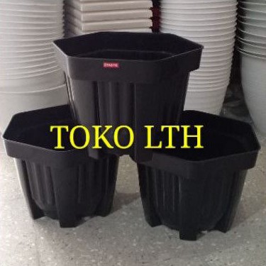 POT SEGI ENAM HITAM 30 CM PLASTIK / POT BUNGA / POT TANAMAN PLASTIK