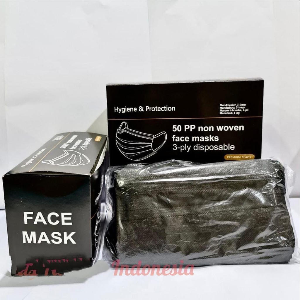 FACE MASKS 3PLY DISPOSABLE / NON WOVEN / 50PCS / HITAM