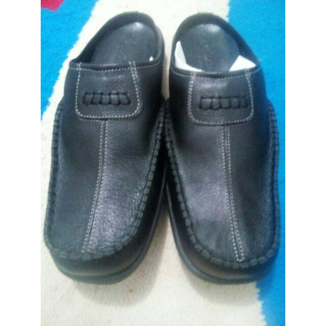 Sepatu kulit tutong garut