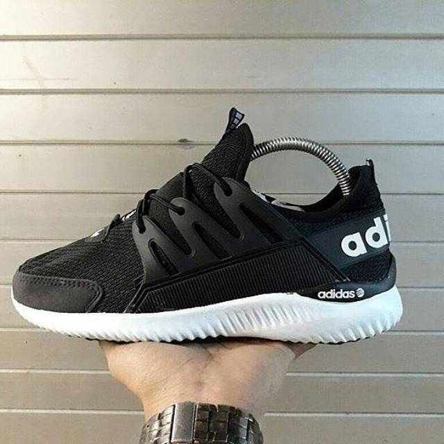 ADIDAS ALPHABOUNCE