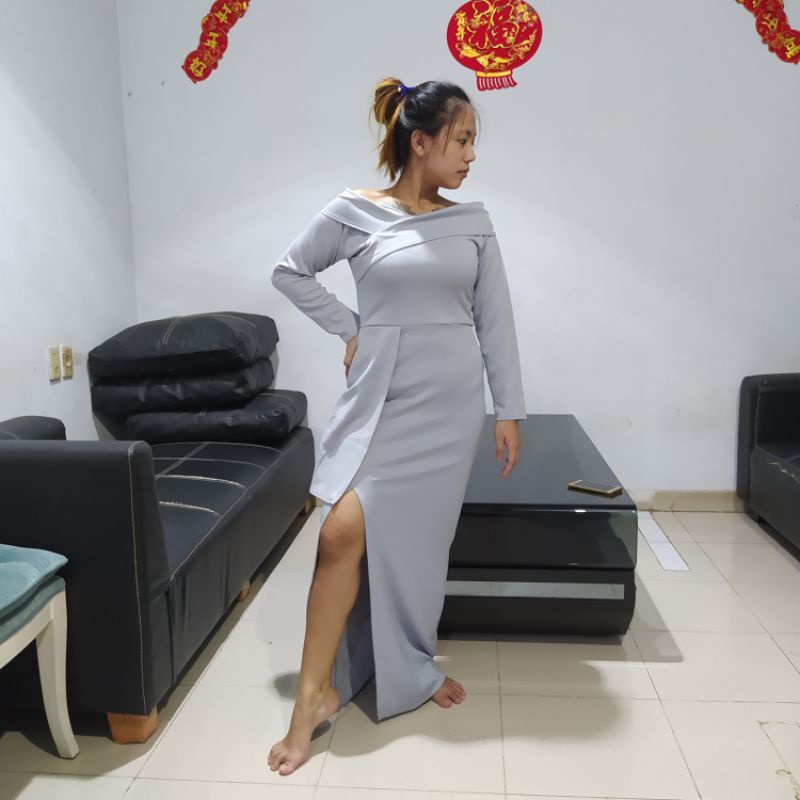 preloved gaun pesta silver