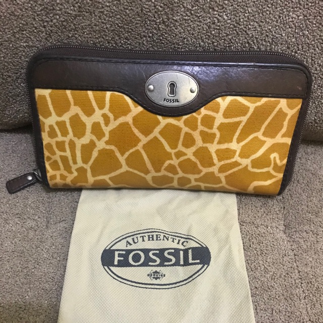 Preloved - Fossil Keyper Wallet Vintage Giraffe
