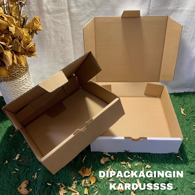 Kardus Die Cut 20x20x5 - Karton Box Dus Packaging Hampers Pizza Baju Kue Roti Brownies Polos Murah-4