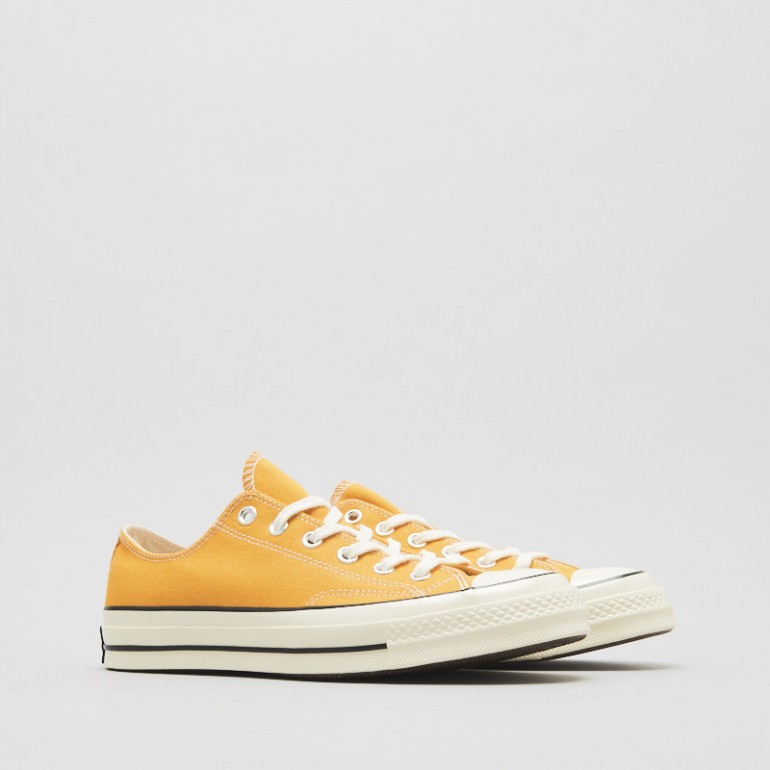 Sepatu Converse Chuck Taylor All Star 70's Sunflower 162063C