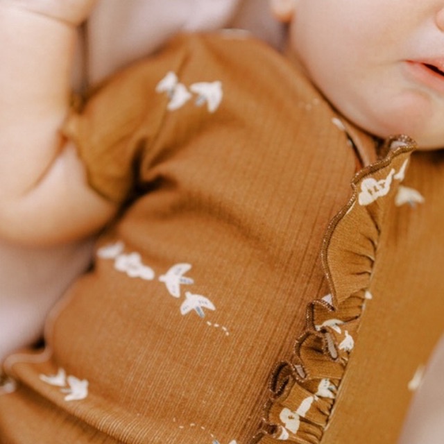 DINOANDBUNNY - SHORT SLEEP RUFFLE - Bohopanna Sleepsuit Zipper - Baju Tidur Piyama Bayi dan Anak Perempuan