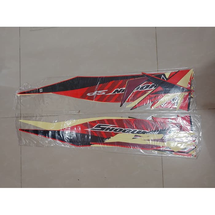 Stiker Bodi &amp; Lis Body &amp; Striping Shogun Sp 2008 Merah Hitam