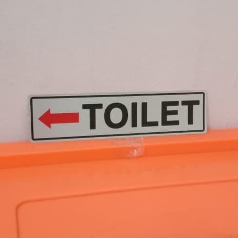 

LABEL TOILET ANAK PANAH ARAH KIRI / KANAN UK 4.5X18CM