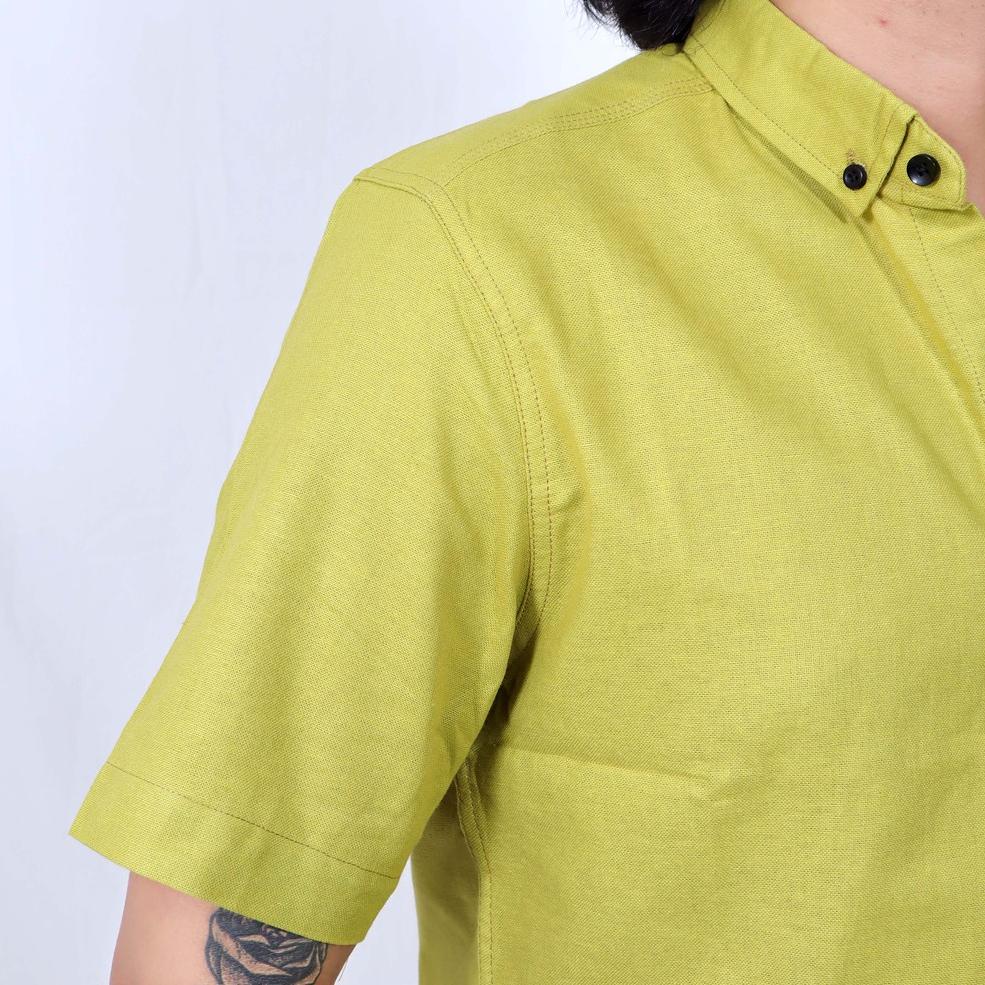 ✰ Kemeja Polos Cowok Lengan Pendek Slimfit Warna Hijau Lemon ✪