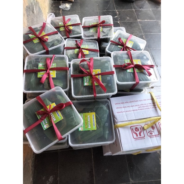 

TAPE KETAN BAKUNG TOPLES