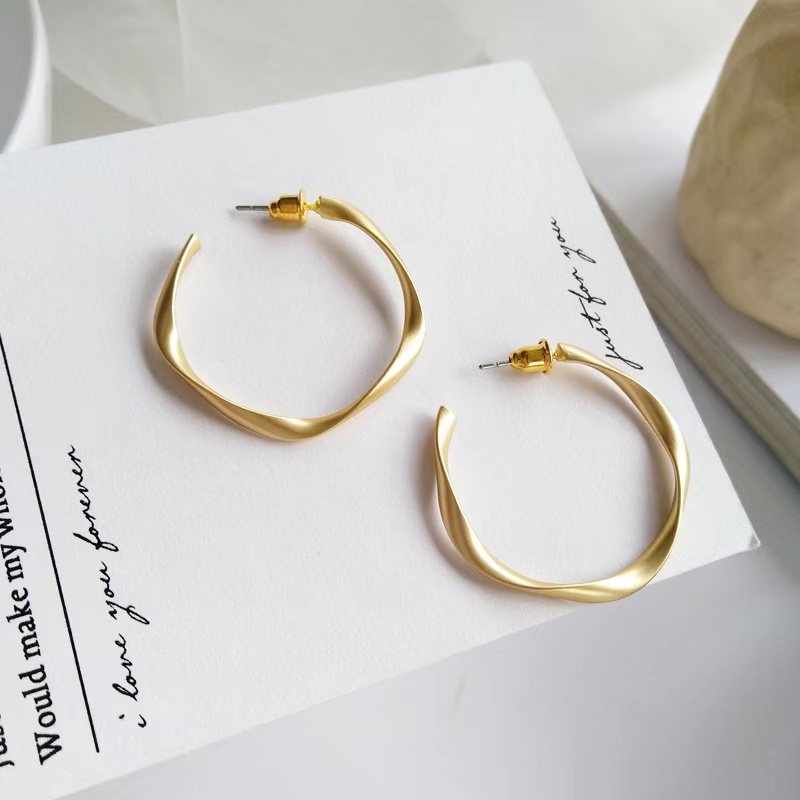 Anting Hoop Elegan Gaya Korea untuk Wanita  - Earring Fashion Geometric Import