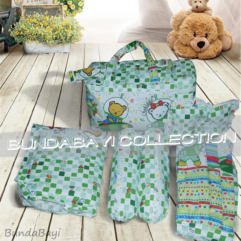 Tas Gendongan Bantal Guling Alas Tidur Bayi Set 4 in 1 Merk Chekiddo